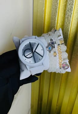 *CK WRISTWATCH WITH BEADS